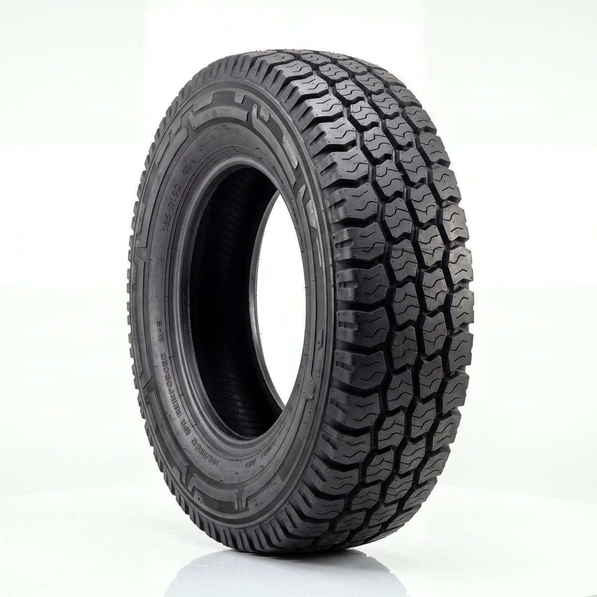 Neumático Austone 225/75 R16 Carga
