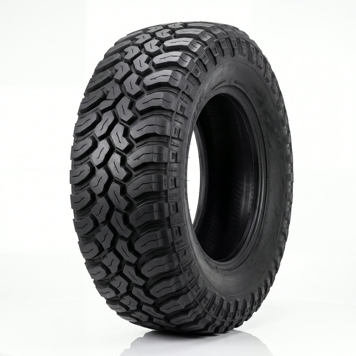 Neumático Goodyear RT 225/75 R16 RT